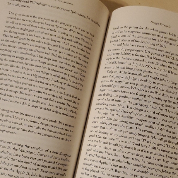 Steve Jobs by Walter Isaacson Hardcover Book - Picture 6 of 12